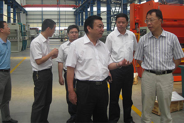 马鞍山市副市长魏庆农参观安徽中德 马鞍山市副市长魏庆农参观安徽中德