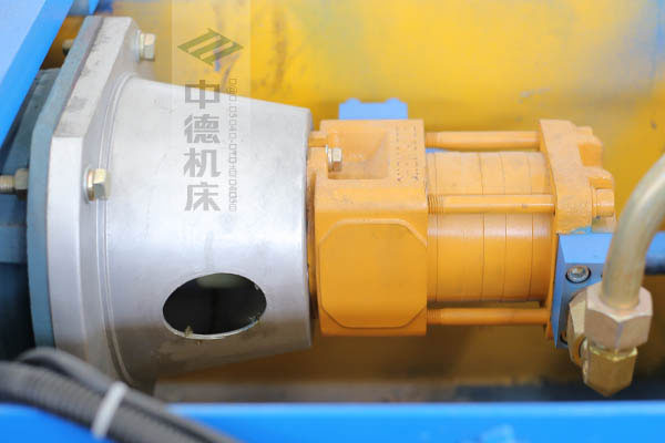 ZDPK-10032采用国内一流品牌电机及油泵,动力强劲,噪音低 ZDPK-10032采用国内一流品牌电机及油泵,动力强劲,噪音低