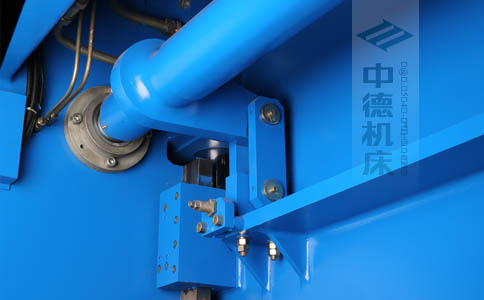 ZDPK-6325配有中德公司最新型扭轴同步装置,强度高,能调节,专利技术.jpg ZDPK-6325配有中德公司最新型扭轴同步装置,强度高,能调节,专利技术.jpg