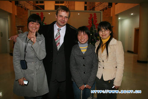 亚洲一区二区女搞男